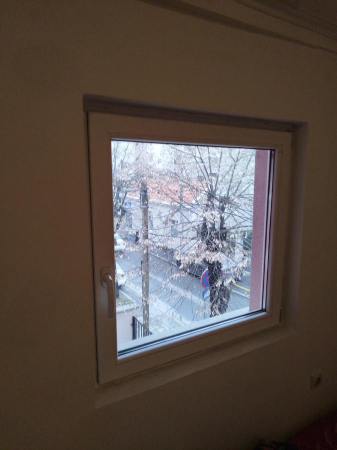 Small Apartment Private Bathroom Strong Wi-Fi Belgrad Exterior foto