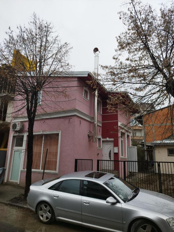 Small Apartment Private Bathroom Strong Wi-Fi Belgrad Exterior foto